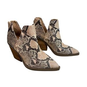 Vince Camuto Gigietta Snakeskin Leather Booties 5 Western Boho Ankle Boots